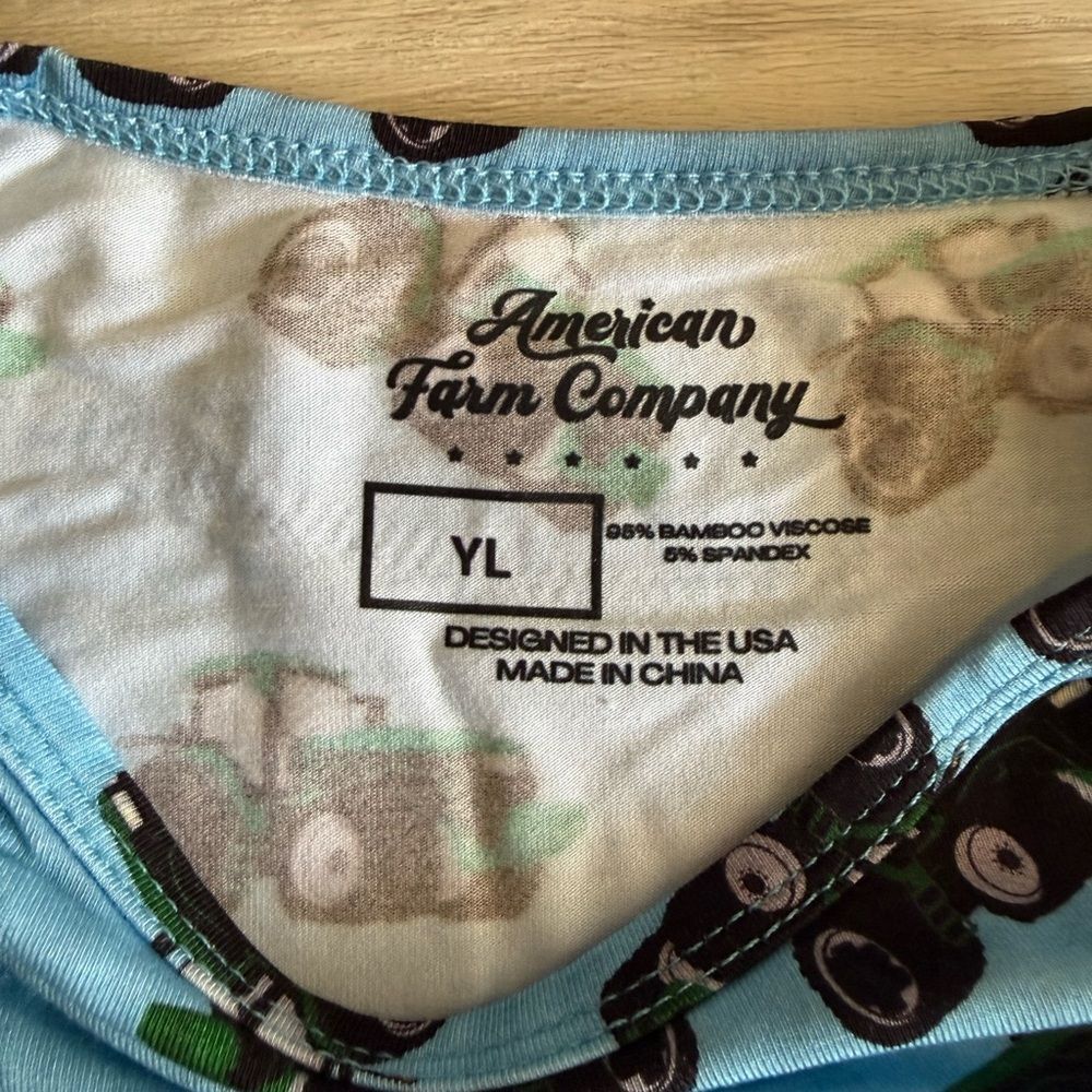 American Farm Company Big Green Tractor Bamboo Pajama Set Blue YL NWT - Picture 4 of 8
